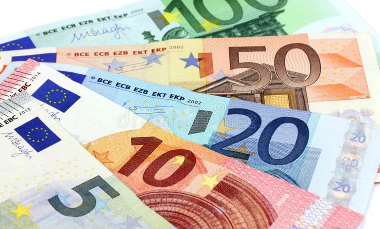 Photo of Dégringolade de l’euro : Qui ne s’en soucie pas?