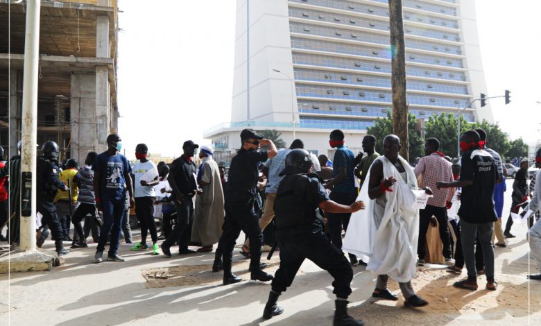Photo of La police empêche une manifestation contre la réforme du système éducatif à Nouakchott