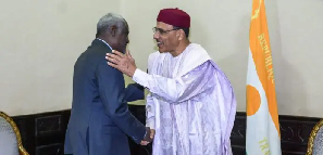 Photo of Niger : l’Union africaine donne quinze jours aux militaires pour rétablir « l’autorité constitutionnelle »