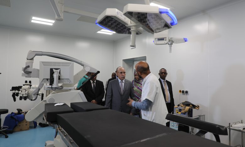 Photo of رئيس الجمهورية يؤدي مع بداية الدوام زيارات مفاجئة لمرافق صحية بالعاصمة