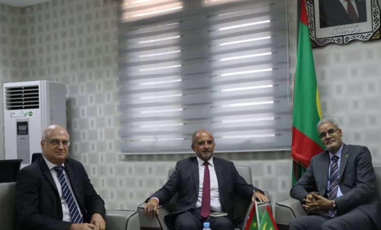 Photo of وزير الاقتصاد والمالية يستعرض ملفات التعاون مع بعثة من الوكالة الفرنسية للتنمية