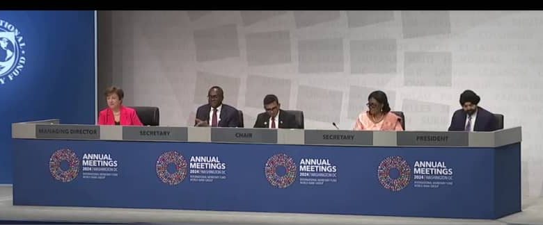 Photo of وزير الاقتصاد والمالية ومحافظ البنك المركزي يشاركان في الجلسة العامة للاجتماعات السنوية للبنك وصندوق النقد الدوليين