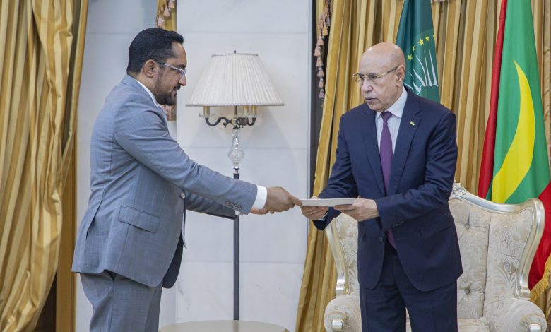 Photo of رئيس الجمهورية يتسلم رسالة خطية من رئيس السلطة الانتقالية بجمهورية مالي