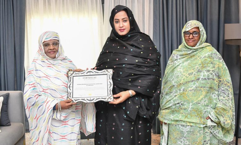 Photo of السيدة الأولي : تكريم من طرف جمعيات قابلات دول إفريقيا الناطقة بالفرنسية