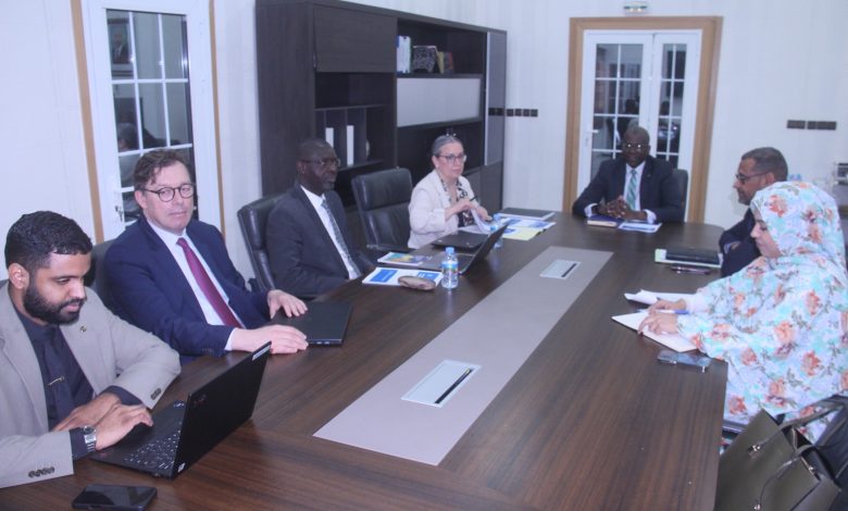 Photo of Le ministre délégué chargé du budget discute avec une mission du FMI des moyens de renforcer la gestion des finances publiques