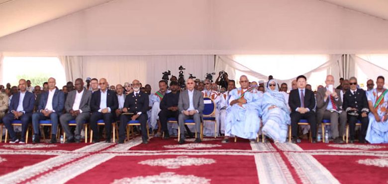 Photo of Le Président de la République supervise l’inauguration d’une station de filtration et la pose de la première pierre du projet d’extension des installations côtières d’Aftout.