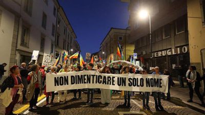 Photo of Des milliers de manifestants à Udine avant le match de qualification Italie-Israël