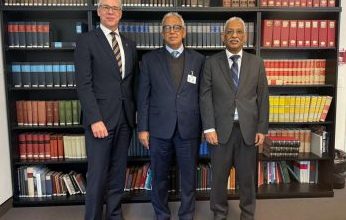 Photo of Le ministre des Affaires économiques rencontre le président de la Commission de consolidation de la paix des Nations unies