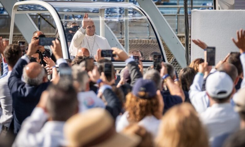Photo of Aux Canaries, le pape Léon XIV fait de la question migratoire le fil conducteur de son voyage en Espagne