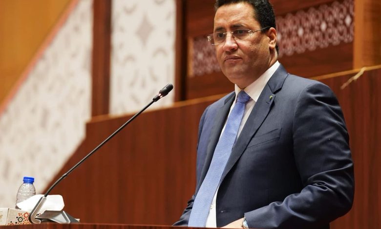 الوزير الأول: شخصنة المواجهة أكبر خطأ يرتكبه محاربو الفساد