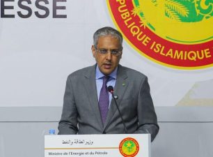 “وزير الطاقة والنفط، محمد ولد خالد: “القطاع تمكن، منذ بداية أزمة المحروقات، من تأمين تموين السوق الوطنية