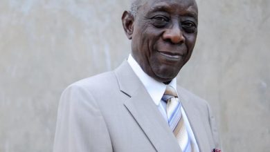 Photo of Sénégal : décès de l’écrivain et homme d’État Cheikh Hamidou Kane