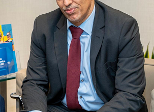 Photo of De Dg de la SMH à Conseiller à la Présidence de la République : Qui est Dr Mohamed Lemine Raghani ?